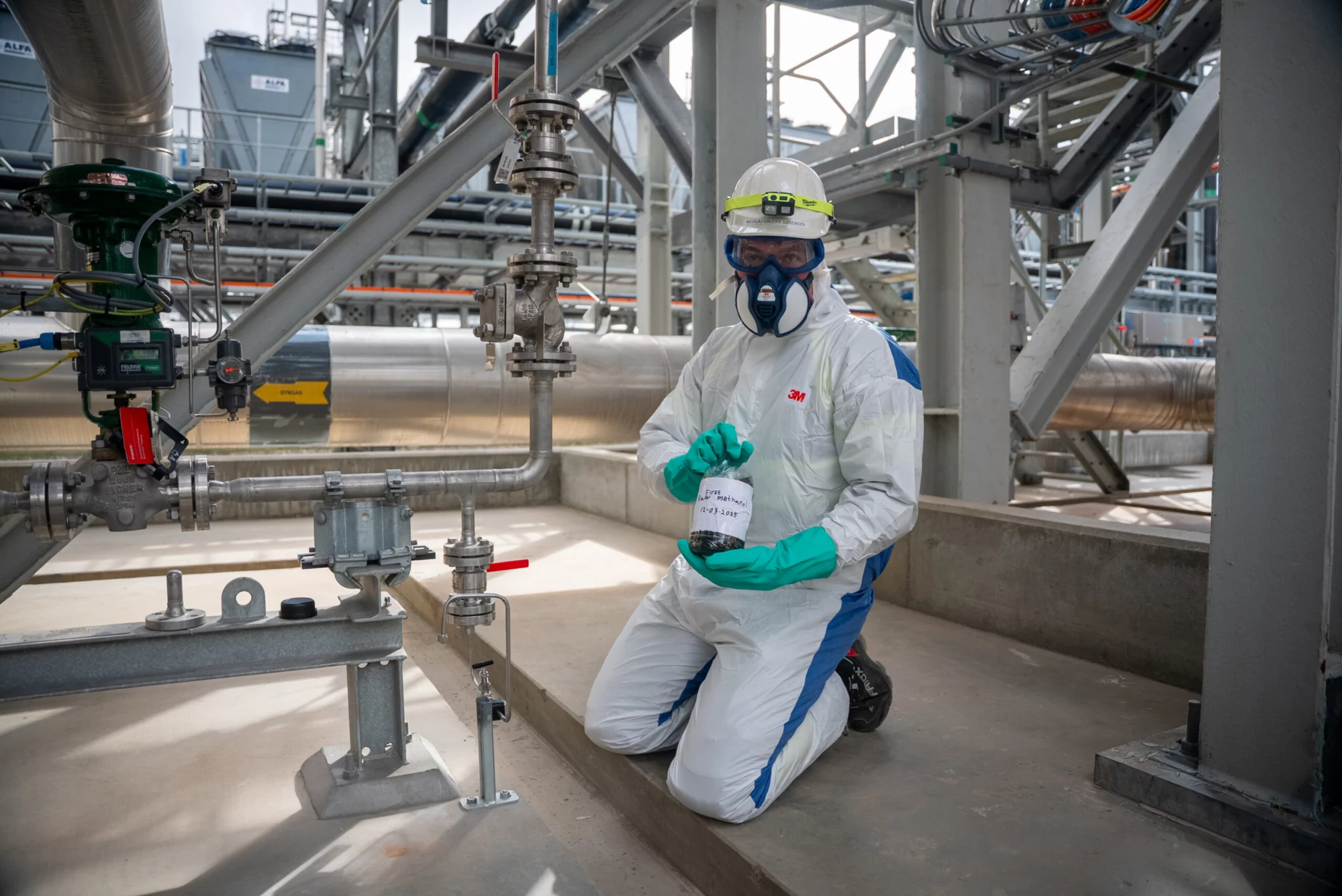 Bên trong nhà máy sản xuất methanol ở Đan Mạch