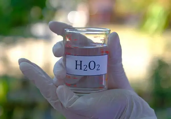 H2O2 là chất gì và những câu hỏi thú vị về oxy già