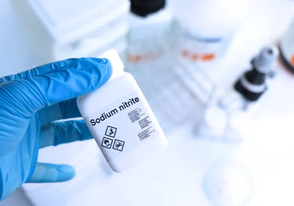 Natri Nitrit (NaNO2): Tính chất, ứng dụng và những điều cần biết