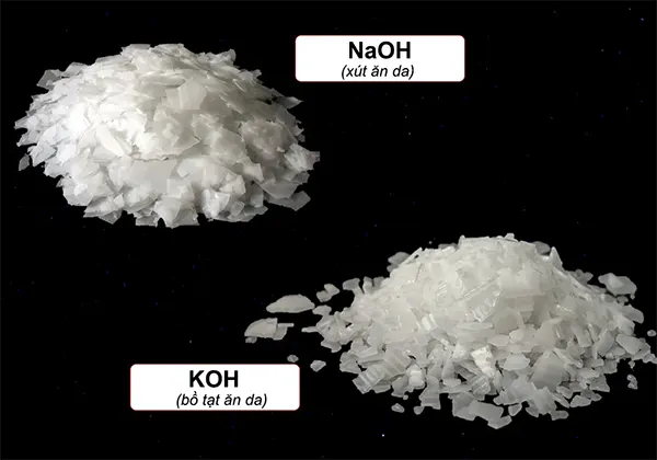 Sự khác biệt giữa NaOH và KOH là gì? Ứng dụng và cách phân biệt hai chất bazơ mạnh này