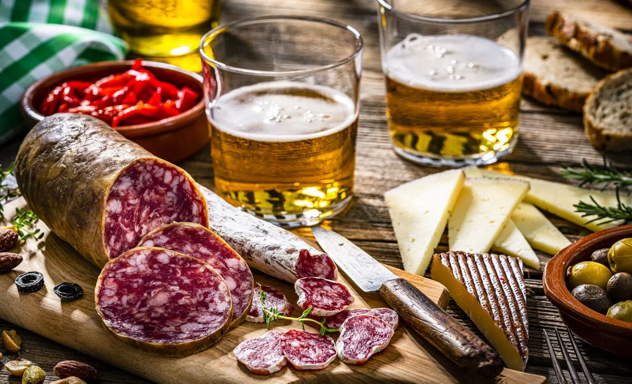 Với sự “giúp sức” từ các hợp chất, thực phẩm có thể kéo dài thời gian sử dụng so với chỉ bảo quản bằng cách thông thường.